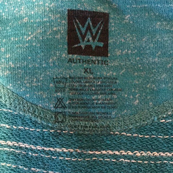 WWE Bayley - Women’s - Huggers Gonna Hug Hoodie with Thumbholes - XL - Picture 8 of 8